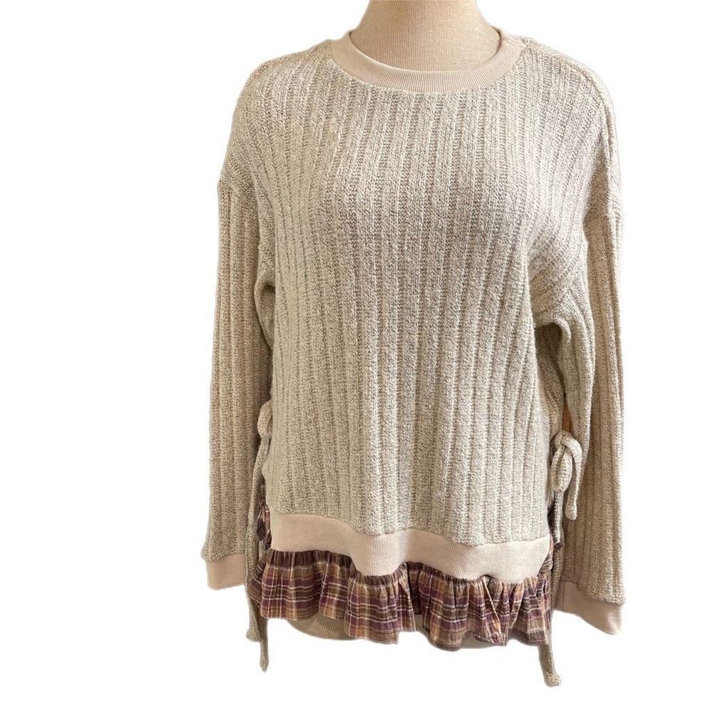 Easel Cream Knit Blouse with Plaid Hem